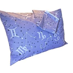 2 pillowcases. Zippered and high quality. 100% cotton